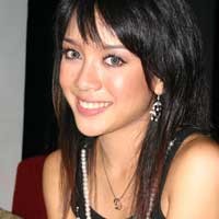 Dea Ananda Kepincut Cinta Monyet