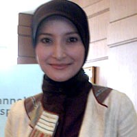 Suami Kesepian, Inneke Koesherawati Batasi Kerja