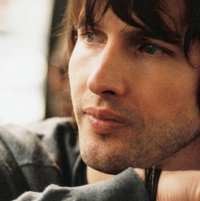 Ngeseks, James Blunt Belajar Bahasa Spanyol