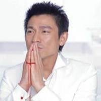 Andy Lau Incar Gadis Rambut Panjang