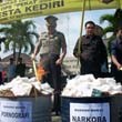 Ratusan Ribu Narkoba dan Film Porno Dimusnahkan