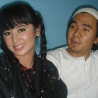 Dewi Persik Ngaku Bermasalah dengan Syaiful Jamil 