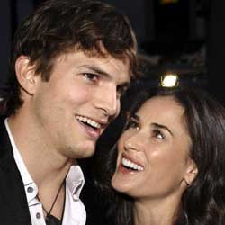 Telepon Gratis Bikin Ashton Kutcher Melek