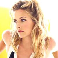 Iklan Bugil Alicia Silverstone Batal Tayang