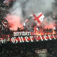 Maldini Kesal Dengan Tifosi