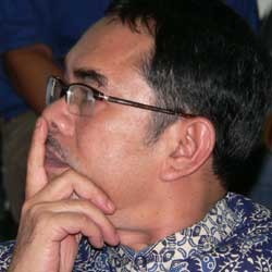 Peserta Tender SLI Lecehkan Pemerintah? 