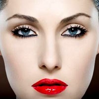 Merias Mata ala Selebriti