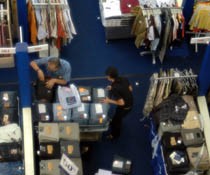 Beli Baju Patungan, Harga Tambah Murah