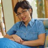 Dina Mariana Gaet Daun Muda