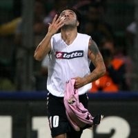 Palermo Tundukkan Milan