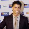 Ronaldo Ingin di MU Bertahun-tahun Lagi