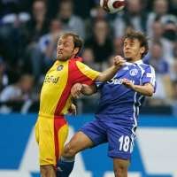 Permalukan Schalke, Karlsruhe Runner Up