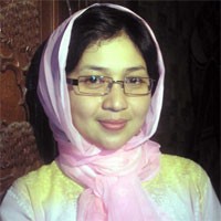 Dina Mariana Tersentak Lilis Suryani Wafat