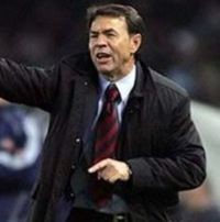 Levante Pecat Pelatih