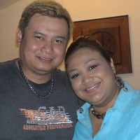 Pasca Ngaku Nikah, Hughes Tunda Momongan