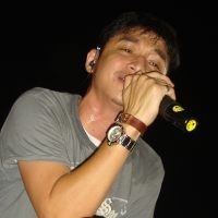 Pasha Ungu Lebaran Tanpa Istri?