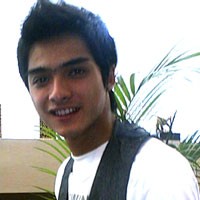 Ricky Harun Melotot Nonton Gadis Berbikini