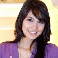 Luna Maya Mimpi Bikin Sekolah 