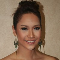 Pacari Aktor Malaysia, Bunga Citra Lestari Boros