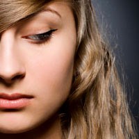 Hindari Tumbuhnya Uban Prematur