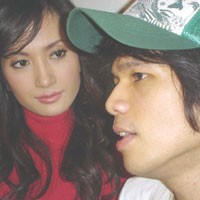 Cicipi Nyanyi, Artika Sari Devi Dicela Baim