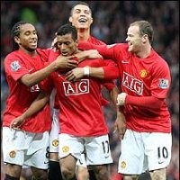 Menang Besar, MU ke Puncak