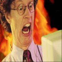 Spam Halloween Hantui Dunia Maya