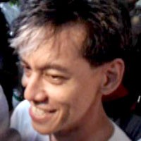 Jenguk Fariz, Oneng Bawa Sandal Jepit