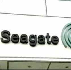 Tutup Di Irlandia Utara, Seagate Lirik Malaysia