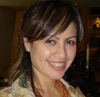 Cynthia-Nola Beri Widi Paket Bulan Madu