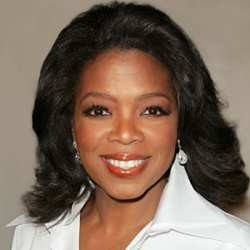 Ratu Talkshow Serang YouTube