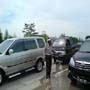Meleng Lihat Ratusan Aparat di Tol Ulujami, 2 Mobil Ciuman