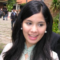 Annisa Pohan Siaga Suami Mudik dari Libanon