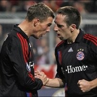 Munich Tertahan di Allianz Arena