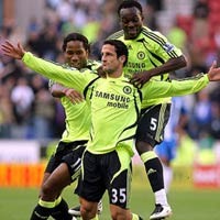 Pemain Asing dan Realitas Komersial Global