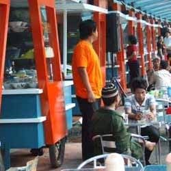 Cari Pelanggan, Bakrie Kerahkan Orang Kecil