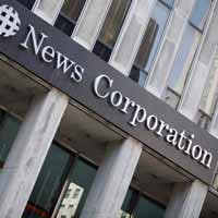 News Corp Keruk US$ 1 Miliar dari Internet