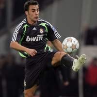 Cannavaro Beruntung Main di Spanyol 