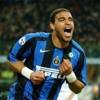Adriano Calon Kuat Bawa Tempat Sampah Emas