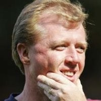 McClaren Cadangkan Beckham dan Robinson