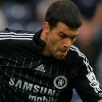 Ballack Rencana Comeback Desember