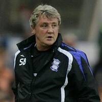 Bruce Belum Jadi Manajer Wigan