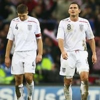 Buang Peluang Kedua, Inggris Harus Minggir