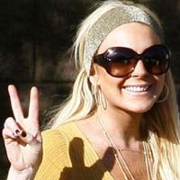 Lindsay Lohan Putus Cinta