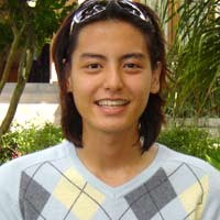 Mesra, Roger Danuarta Diprotes Orang Tua