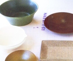 Merawat Peralatan Makan Keramik