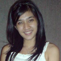 Dhini Aminarti Iri Lihat Orang Pacaran