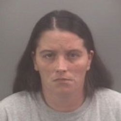 Heboh, Bayi 2 Tahun Merokok di MySpace