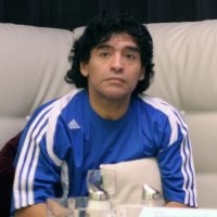 Hasrat Maradona Bertemu Ahmadinejad