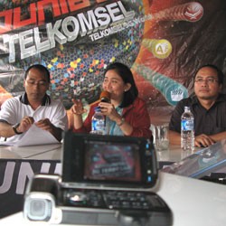 Telkomsel Hadiahkan 3G Sebagai Kado Tahun Baru Kupang
